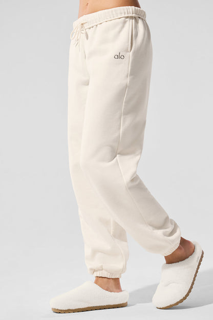 Accolade Sweatpant - Ivory
