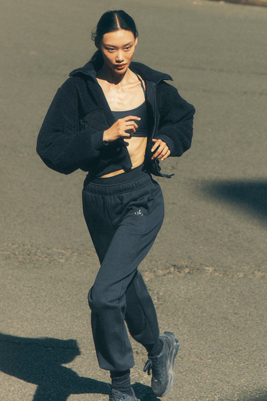 Accolade Sweatpant - Navy